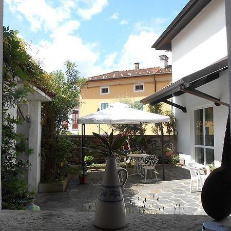 Casa Sasso E Legno Leilighet Omegna Eksteriør bilde