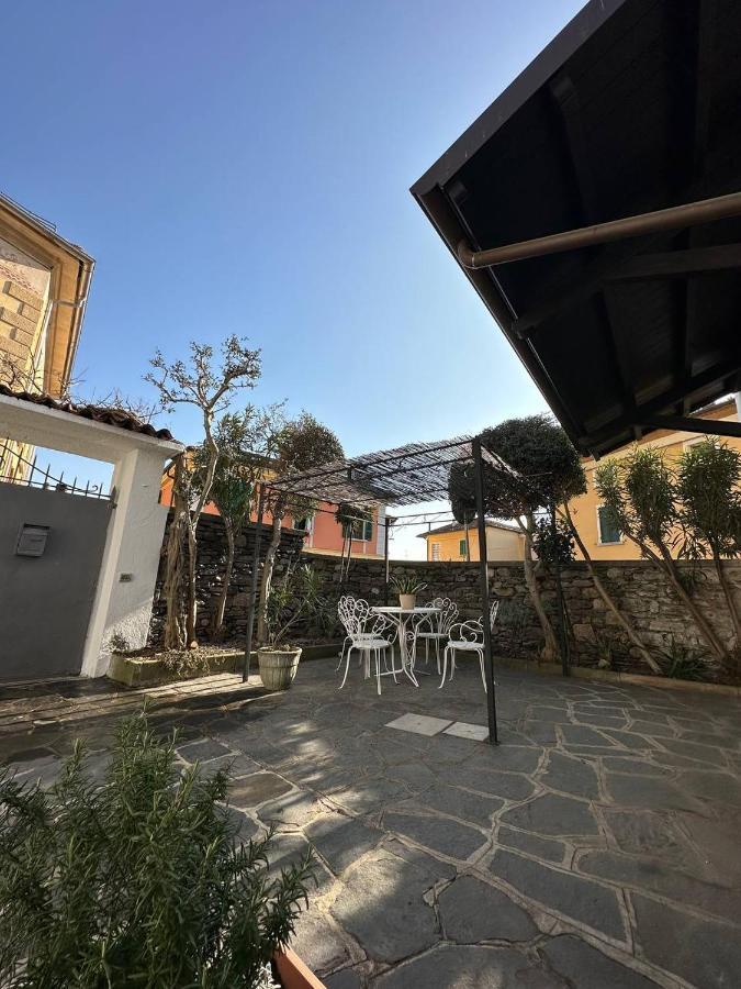 Casa Sasso E Legno Leilighet Omegna Eksteriør bilde